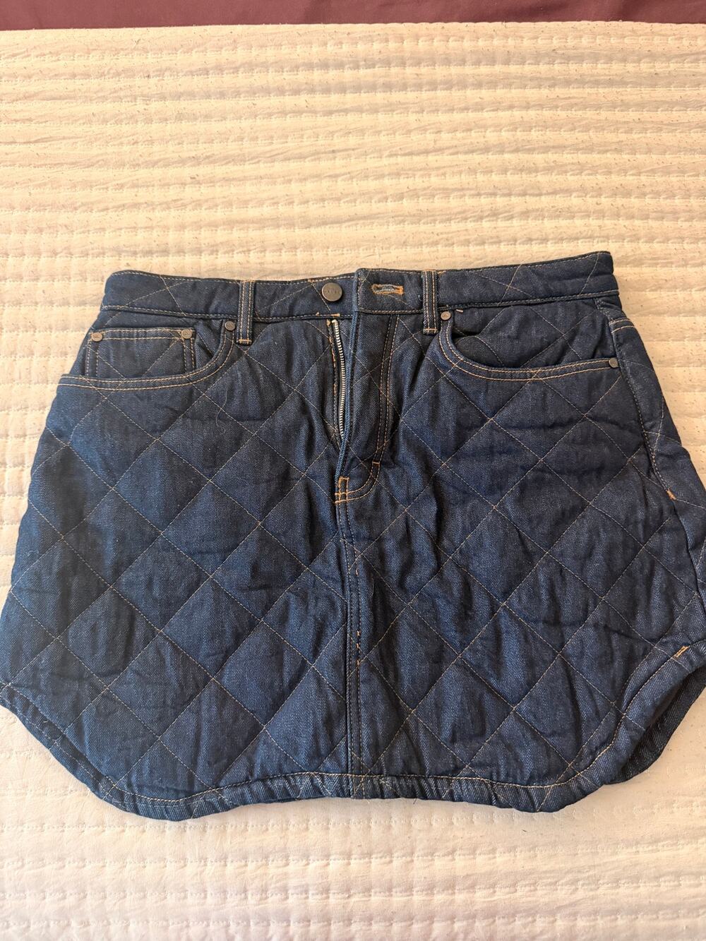 NWOT Waven Dark Wash Denim Mini Skirt with Contrast Stitching - Size 10